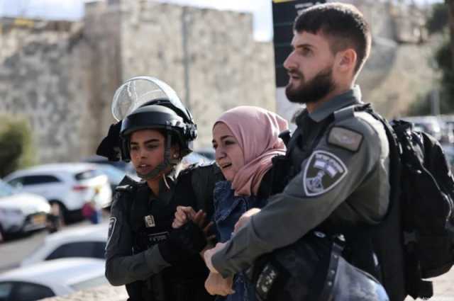نادي الأسير يحذر من تصعيد الاحتلال اعتقال الفلسطينيات واحتجازهن كرهائن