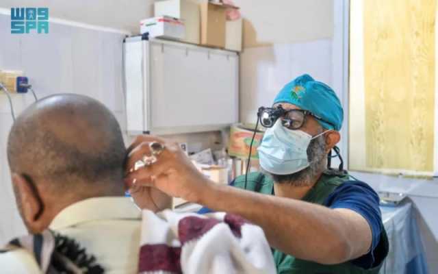 'الملك سلمان للإغاثة' يختتم المشروع التطوعي لجراحة الأنف والأذن والحنجرة بالمهرة