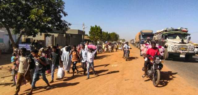 نزوح جماعي للمدنيين.. الجيش السوداني يعلن الانسحاب من 'ود مدني'