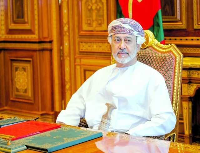 جلالة السلطان يبحث في الكويت العمل الخليجي والقضايا الإقليمية والدولية