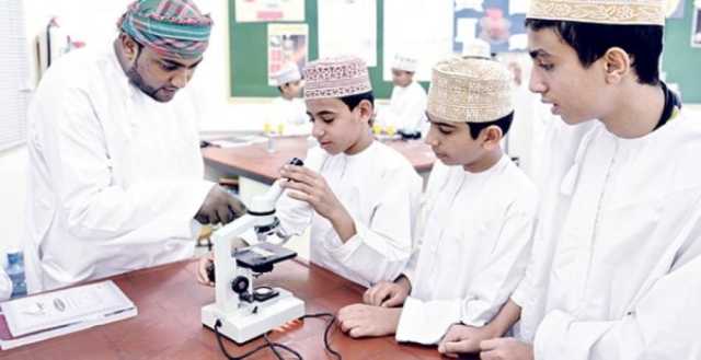 الدمج بين التعليم والتعلم وتعزيز المهارات.. توجه استراتيجي لسلطنة عمان