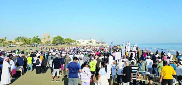 4000 مشارك في مسير ولاية صحار