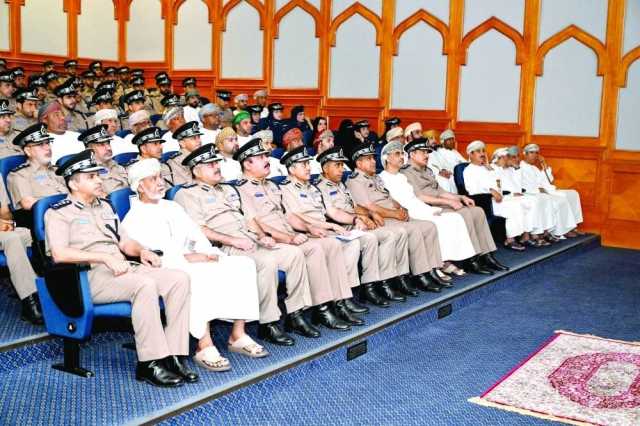 شرطة عمان السلطاتية تحتفل بيوم الجمارك العالمي