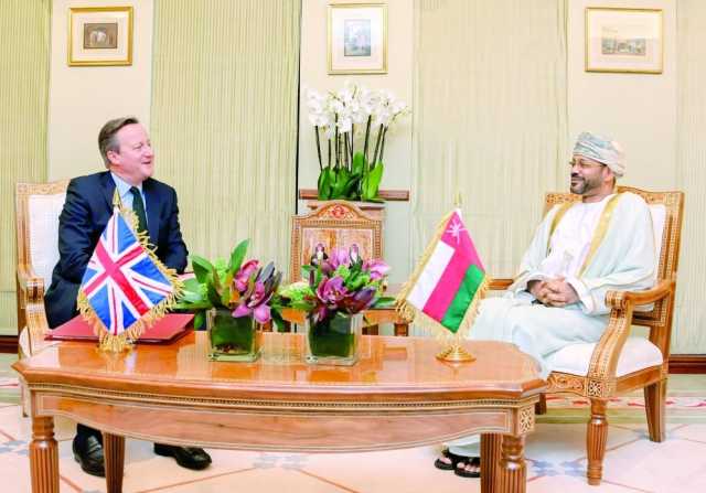 وزير الخارجية يستقبل وزير الخارجية والتنمية البريطاني