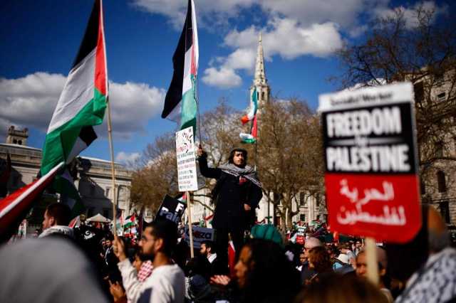 متظاهرون في لندن: الفلسطينيون ليسوا وحدهم والعالم يدعمهم
