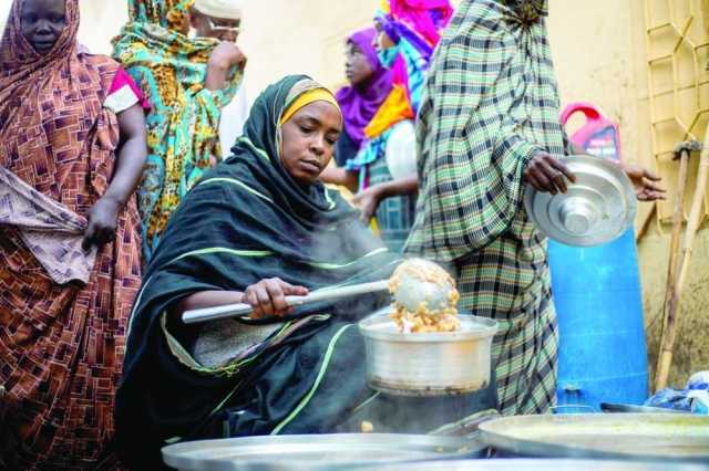 اعتداءات طرفي الحرب على المتطوعين تفاقم المجاعة في السودان