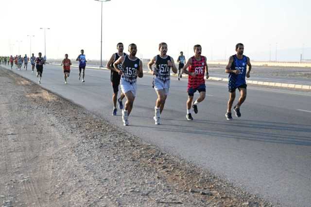 العدوي والعامري يفوزان بماراثون الشرطة بمنح