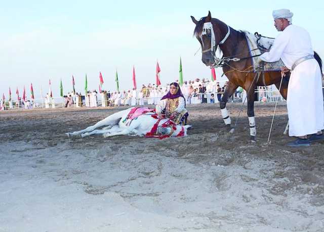 غدا .. مهرجان الخيل والإبل بجمعية بهلا للفروسية