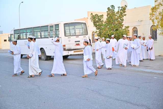 طلبة الدبلوم يشتكون من صعوبة اختبار الكيمياء وتوزيع الدرجات