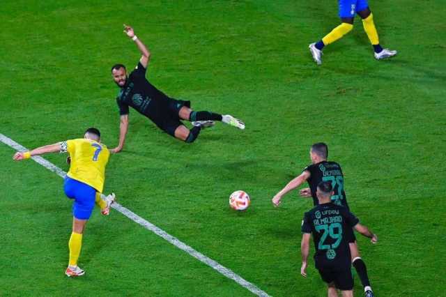 النصر يحسم قمته المثيرة مع الأهلي في دوري روشن