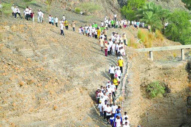 أكثر من ألف مشارك في مسير صحار