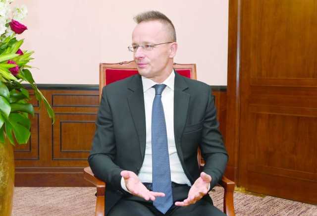 وزير الخارجية المجري: نبحث الشراكة مع سلطنة عمان في قطاع الغاز وإدارة المياه