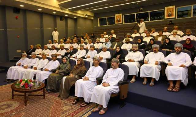 التعليم العالي تستعرض واقع صناعات علوم الفضاء في سلطنة عمان