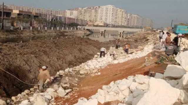 محافظ الغربية: طريق مصرف محلة مرحوم يسهم في تحسين الحركة المرورية