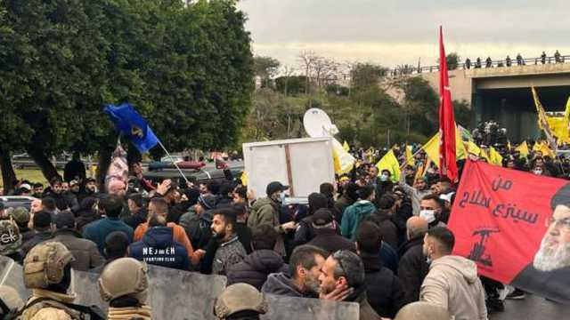 رفضًا لـ«التدخل الإسرائيلي».. اعتصام مناصري حزب الله في بيروت