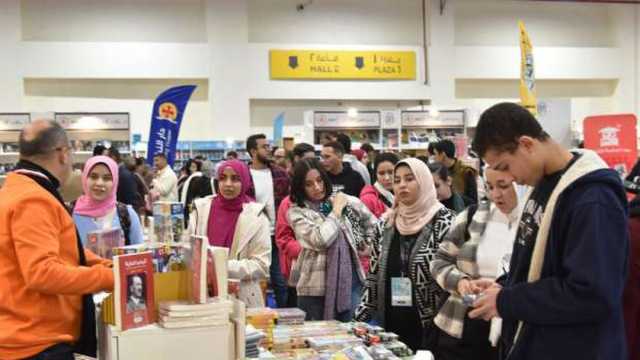 1.2 مليون زائر لمعرض الكتاب في 3 أيام.. ووزير الثقافة: الإقبال يجسد قيمة المعرفة عند المصريين