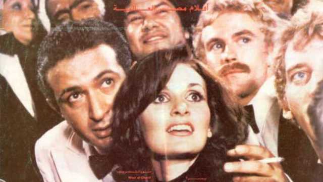 عاد مشهدا 25 مرة.. لماذا اكتفى نور الشريف بنصف أجره في فيلم حدوتة مصرية؟