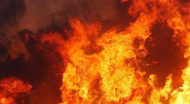 مراسل رؤيا: اندلاع حريق بمصنع كرتون في معان