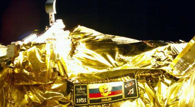 روسيا تعلن تحطم لونا-25 على سطح القمر