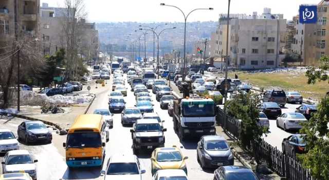 تقرير: 6 ملايين حركة مرورية يومية في عمان .. وشوارع العاصمة تختنق والمركبات