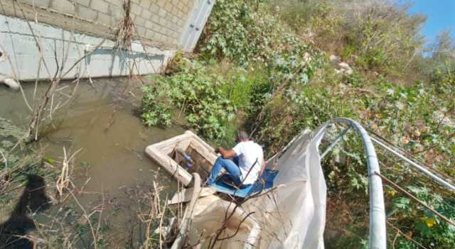 رئيس بلدية ناعور يكشف سبب تلوث إحدى عيون المياه