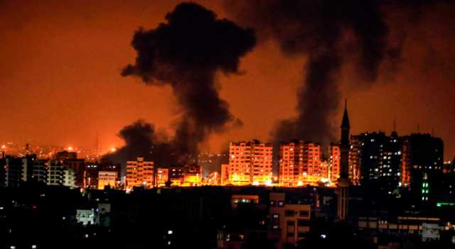 قوات الاحتلال تقصف مواقع في قطاع غزة مجددا 