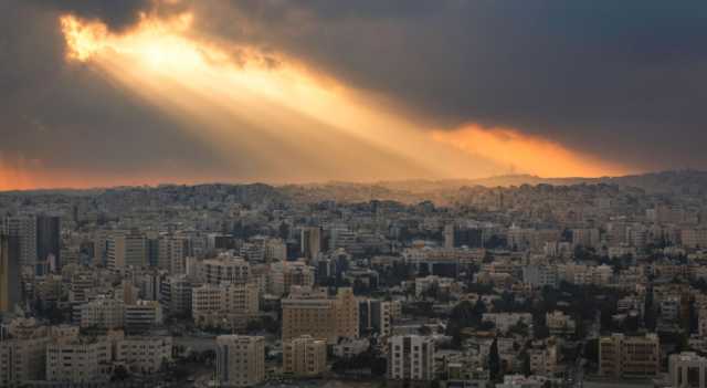 طقس العرب: استمرار فرص تساقط الأمطار في الأردن نهاية الأسبوع