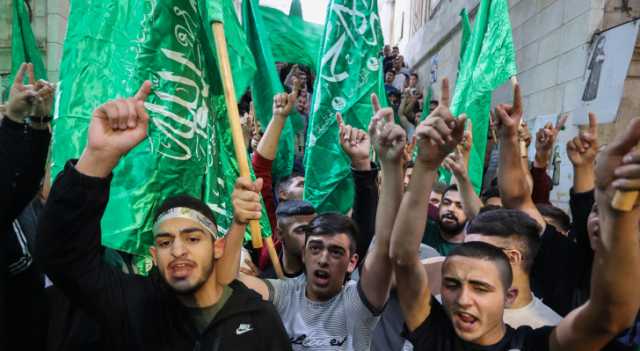 قيادي في حماس: ثبات الفلسطينيين وفشل قمة عمان أحبطا خطة بايدن