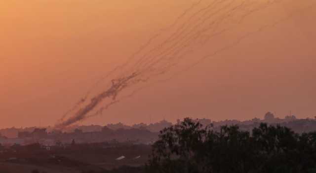 الاعلام العبري: سماع دوي انفجارات في كريات شمونة شمال فلسطين المحتلة