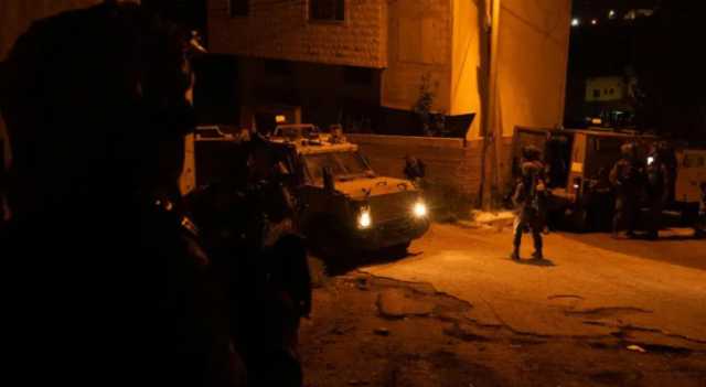 مراسل رؤيا: قوات الاحتلال تقتحم قرية عوريف جنوب نابلس
