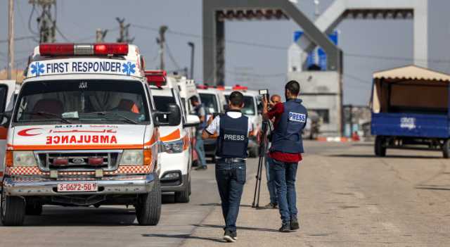 76 جريحا غادروا غزة وانتقلوا إلى الجانب المصري لتلقي العلاج