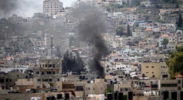 15 شهيدا في قصف استهدف منزلا غرب خانيونس جنوبي قطاع غزة