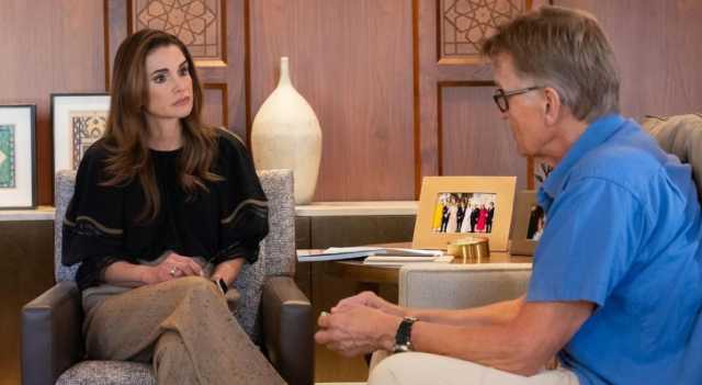 الملكة رانيا تلتقي طبيبا نرويجيا عمل بمستشفى الشفاء بقطاع غزة 16 عامًا