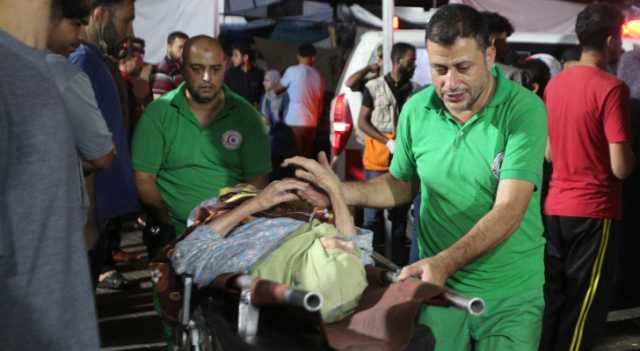مدير الشفاء بغزة : توقف العمليات الجراحية بشكل كامل داخل المسشفى