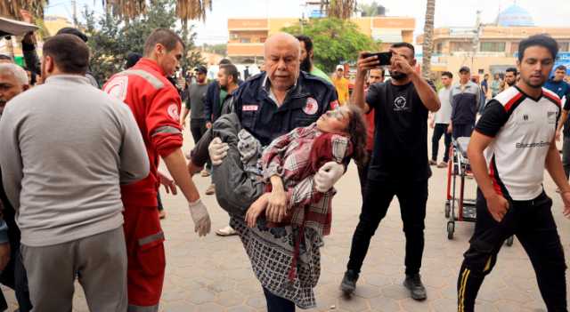 الهلال الأحمر الفلسطيني: فقدنا الاتصال بشكل كامل مع طواقمنا الطبية في مستشفى المعمداني