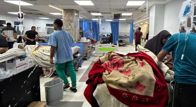 صحة غزة: 120 جريحا و 5 أطباء لا يزالون داخل مجمع الشفاء