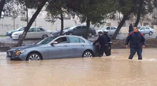 بلديات تعلن حالة الطوارئ للتعامل مع الحالة الجوية