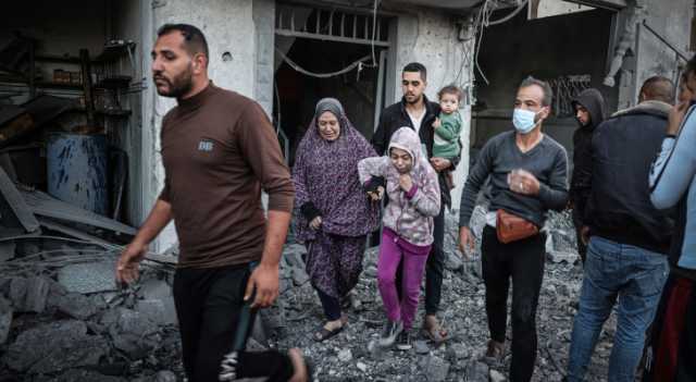 رغم الهدنة.. الاحتلال يلقي منشورات تحذيرية لسكان غزة