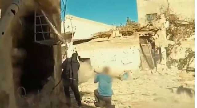 القسام تعرض مشاهد جديد من التحام عناصرها مع آليات الاحتلال المتوغلى في مدينة غزة