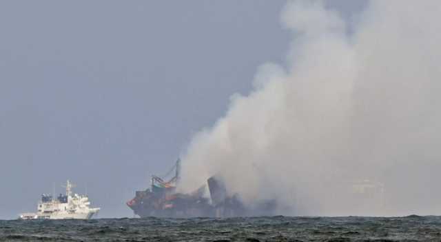 حريق في سفينة تجارية بعد هجوم بطائرة مسيّرة