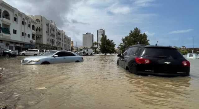 سيول جارفة وانهيار طرق في عدة مدن إماراتية