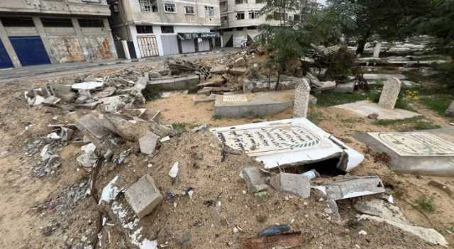 الاحتلال نبش 1100 قبر في حي التفاح شرق غزة وسرق منها 150 جثما
