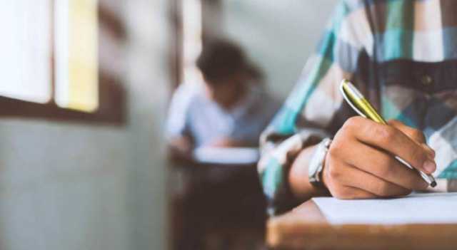 وزير التربية يشرح آلية امتحان الثانوية الجديدة في الأردن