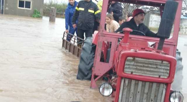 الأمطار الغزيرة تغرق مناطق في لبنان