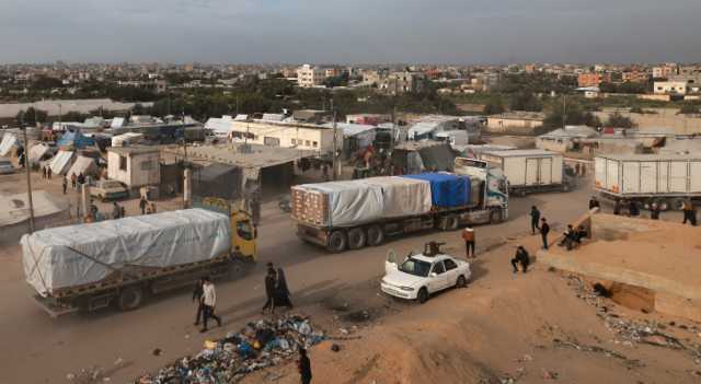 25 شاحنة.. حقيقة إتلاف مساعدات في غزة