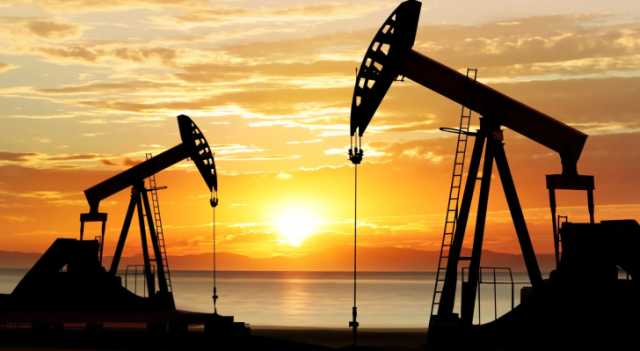 انخفاض أسعار النفط عالميا لليوم الثاني