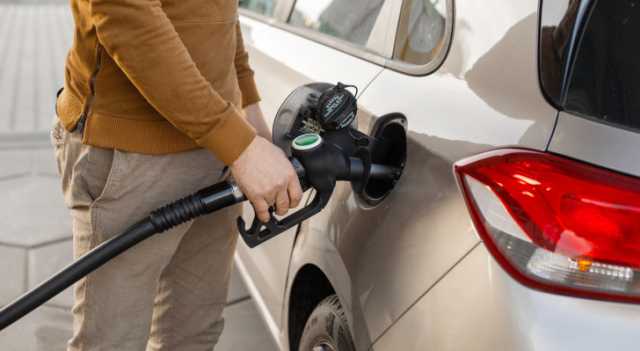 الحكومة ترفع أسعار البنزين والديزل بالأردن في تسعيرة شهر آذار