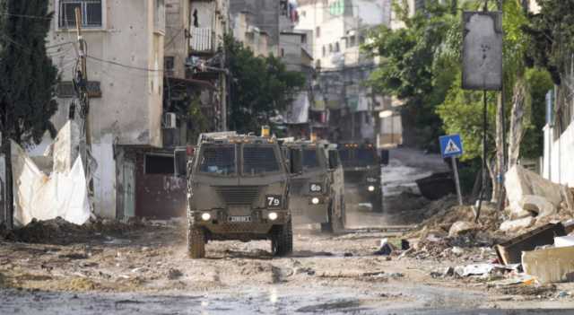قوات الاحتلال تقتحم عدة بلدات في الضفة الغربية وتداهم منازل 