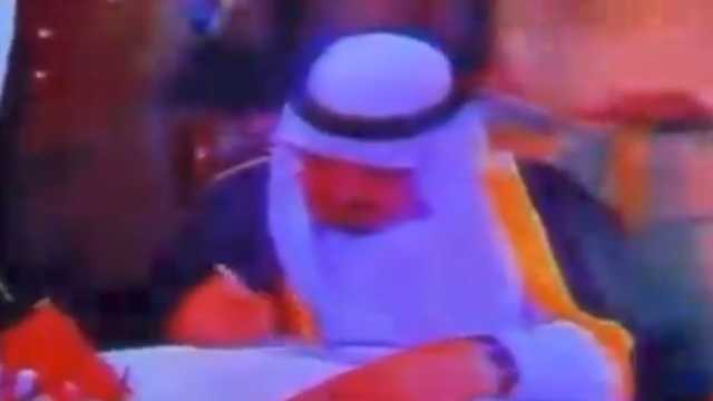 الملك فهد بعد افتتاح مدينة الاتصالات الفضائية: حصلنا لنا قلم .. فيديو