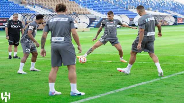 الهلال يستعد لـ الاتحاد.. والمالكي يواصل برنامجه التأهيلي